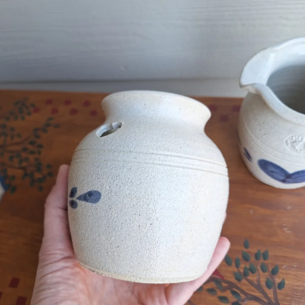 Vintage salt glazed Pinewood Valley stoneware creamer and sugar bowl blue hearts